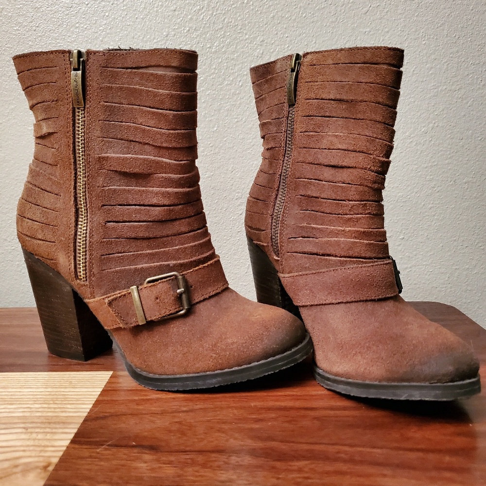 Ankle boots